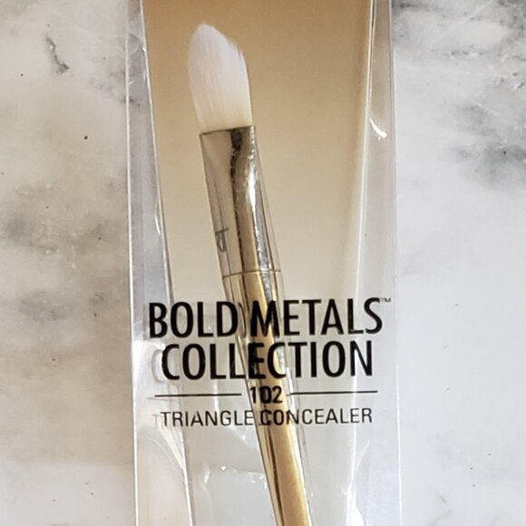 Real Techniques Bold Metals Collection Concealer brush makeup - Picture 3 of 6